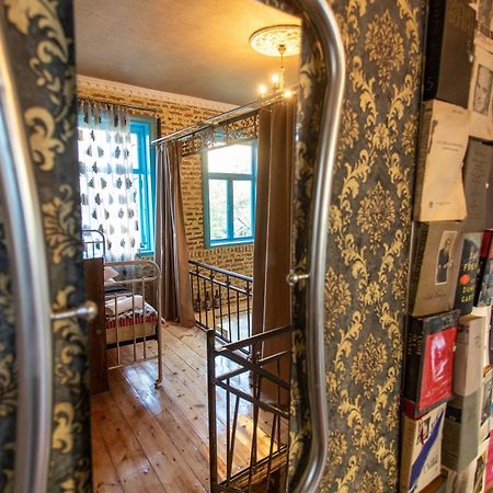 Book Hotel 库塔伊西 外观 照片